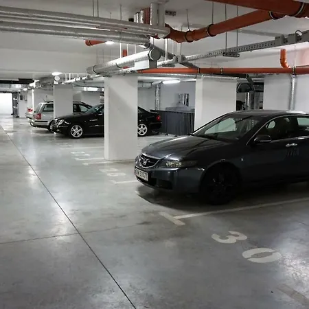 Lägenhet Apartament W11